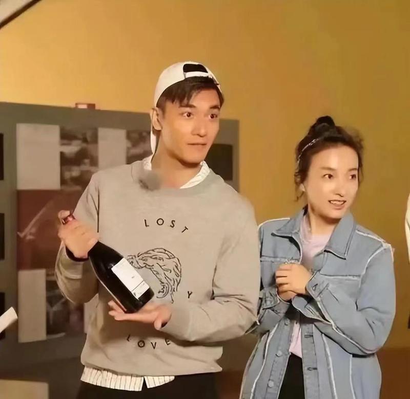 吴昕郑凯恋情时间线全解构:十四年隐秘恋曲背后的博弈与笃定 娱乐新闻