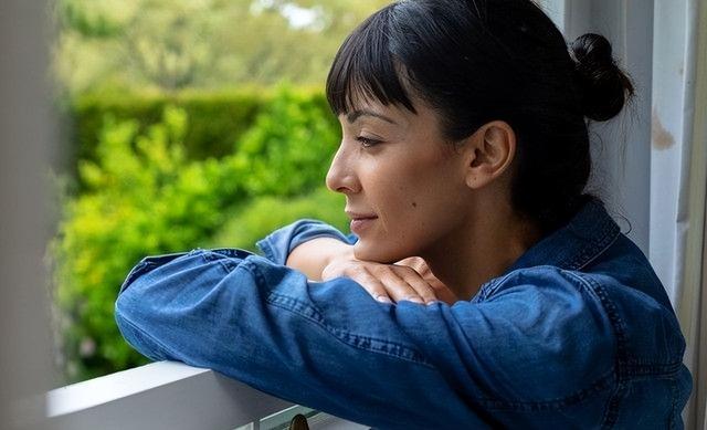  【深度解析】中年女性的情感克制艺术：为什么不联系才是最高级的在乎 情感心理